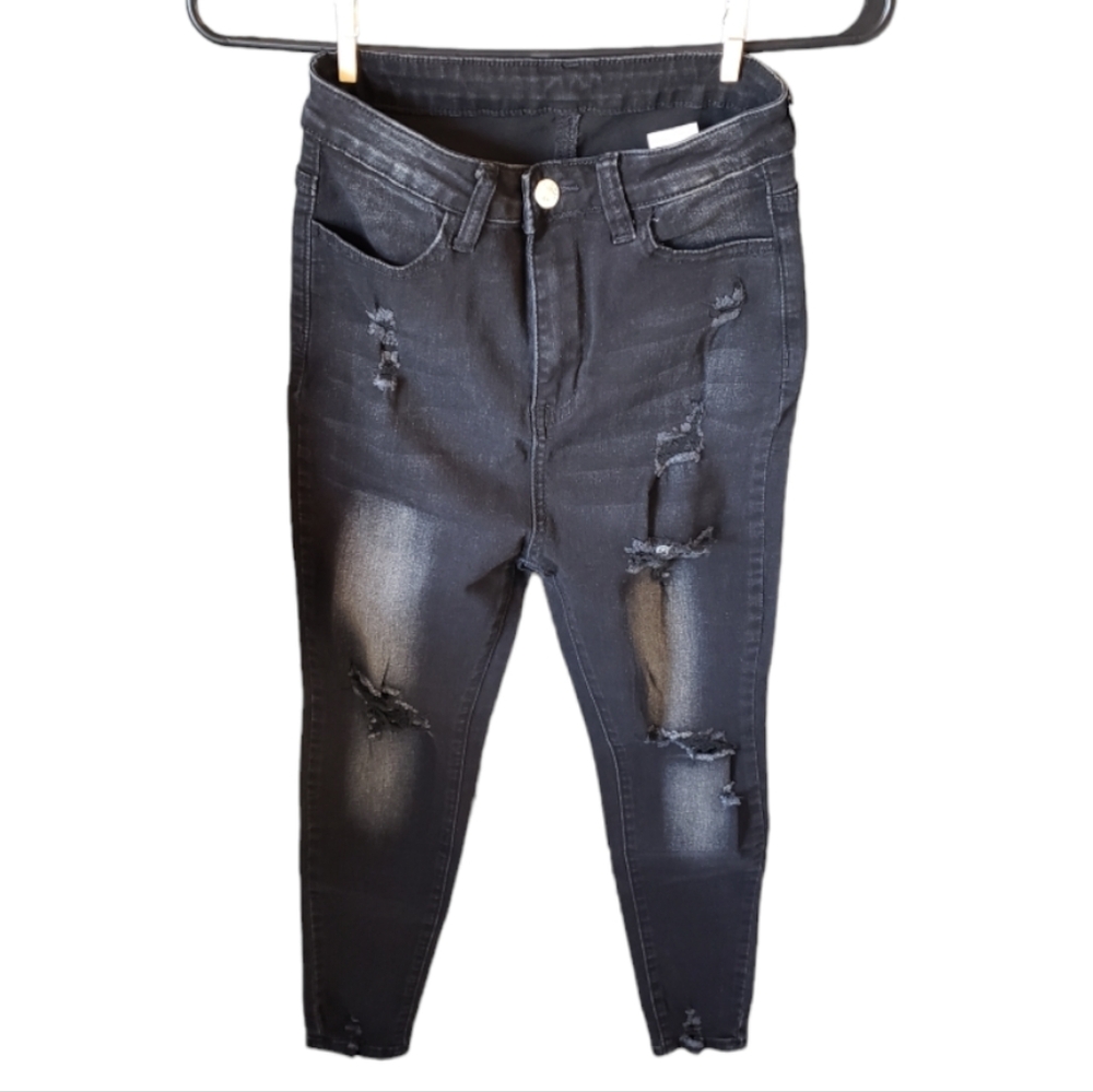New Small distressed Jeans Black pants skinny style front and back wash
